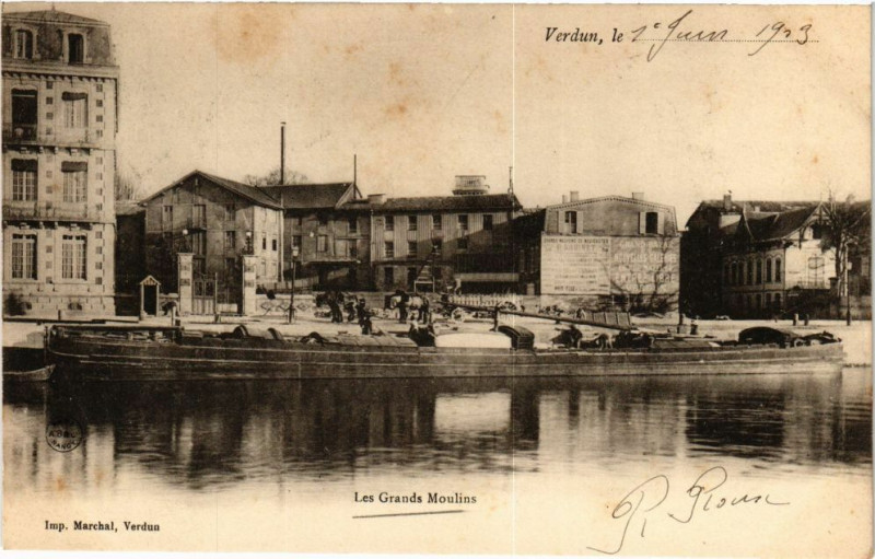 Carte postale ancienne Verdun - Les Grands Moulins à Verdun
