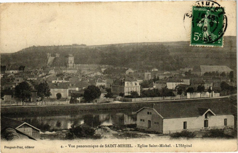 Carte postale ancienne Vue panoramique Saint-Mihiel - Eglise Saint-Michel - L'Hopital à Saint-Mihiel