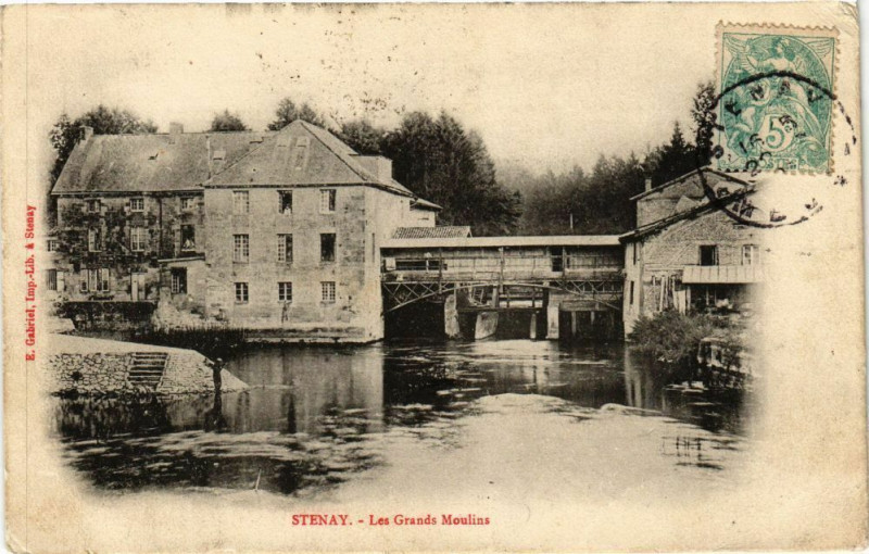 Carte postale ancienne Stenay - Les Grands Moulins à Stenay
