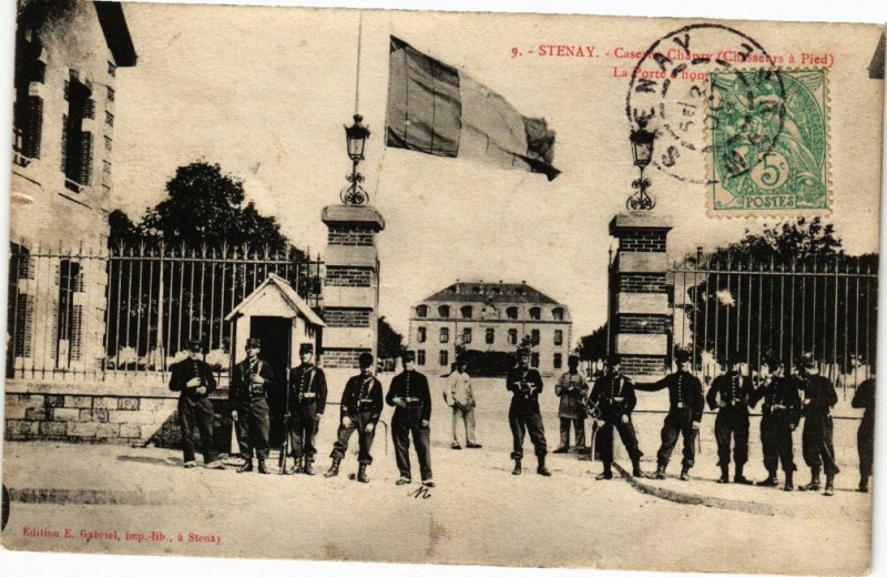 Carte postale ancienne Stenay - Caserne Chanzy à Stenay