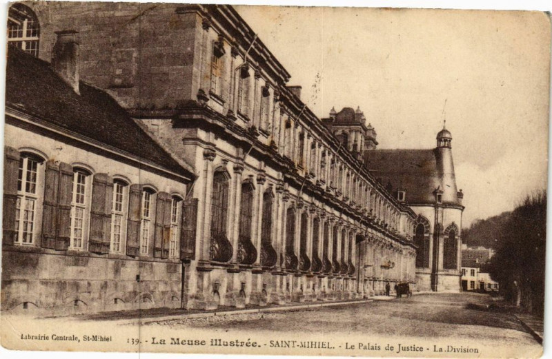 Carte postale ancienne Saint-Mihiel - Le Palais de Justice - La Division à Saint-Mihiel