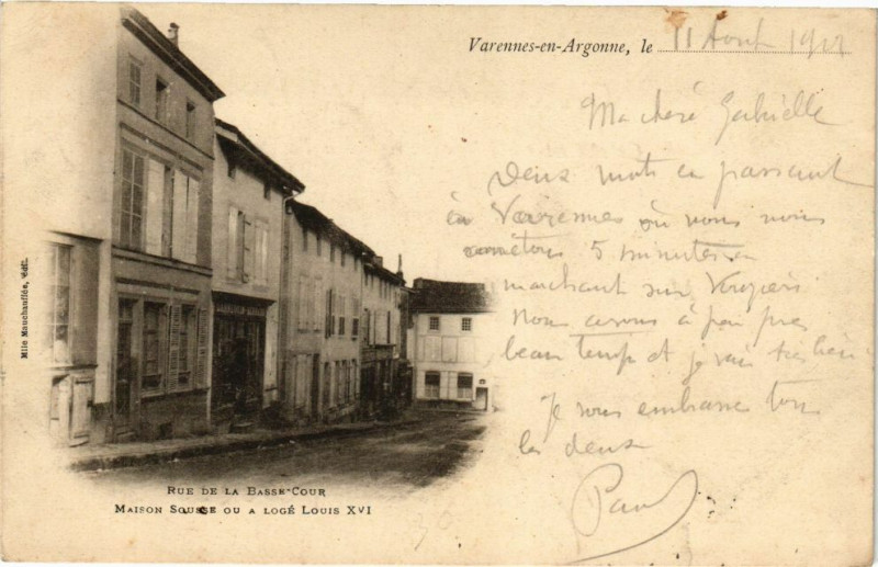 Carte postale ancienne Varennes-en-Argonne - Rue de la Basse-Cour, Maison Sousse à Varennes-en-Argonne