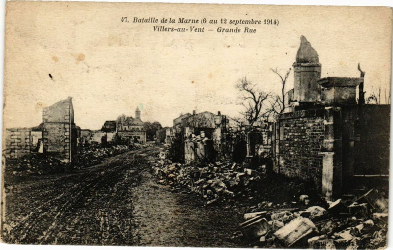 Carte postale ancienne Bataille de la Marne - Viellers-au-Vent - Grande Rue
