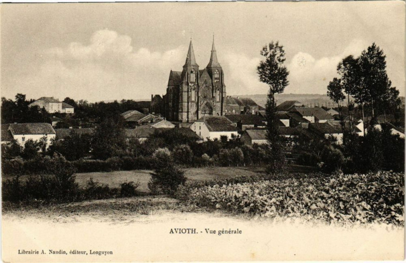 Carte postale ancienne Avioth - Vue générale à Avioth