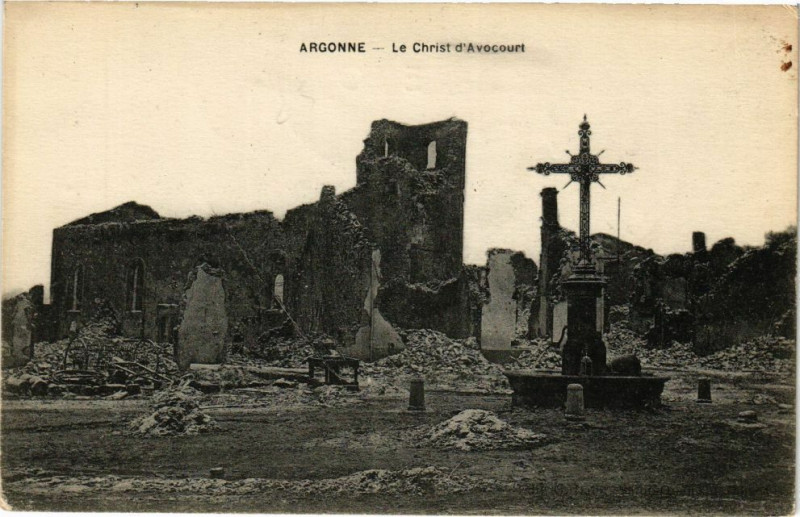 Carte postale ancienne Argonne - Le Christ d'Avocourt à Avocourt