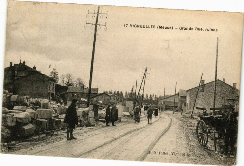 Carte postale ancienne Vigneulles-Grande Rue-Ruines