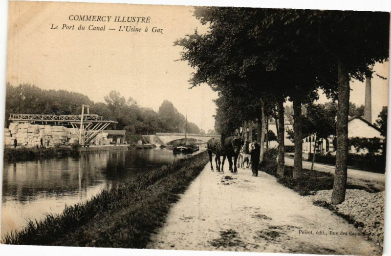 Carte postale ancienne Commercy-Le Port du Canal-L'Usine á Gaz à Commercy