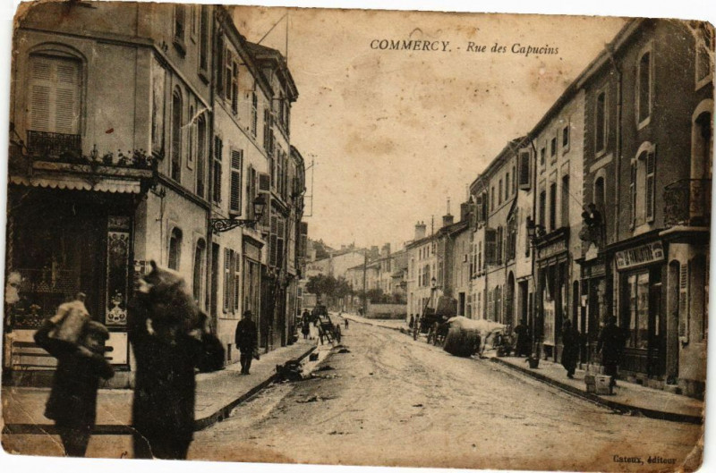 Carte postale ancienne Commercy-Rue des Capucins à Commercy