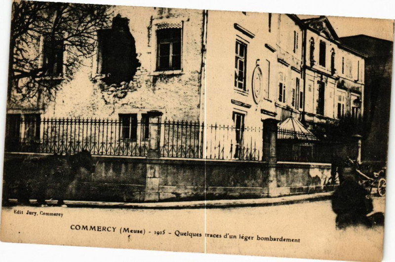 Carte postale ancienne Commercy-Quelques traces d'un léger bombardement à Commercy