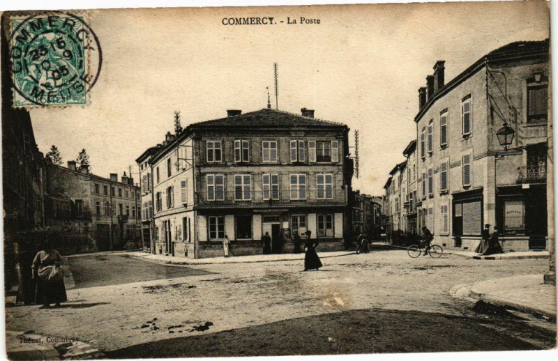 Carte postale ancienne Commercy-La Poste à Commercy