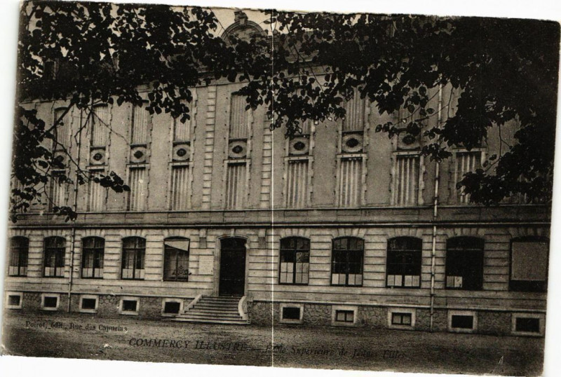 Carte postale ancienne Commercy-Ecole Supérieure de Jeunes Filles à Commercy