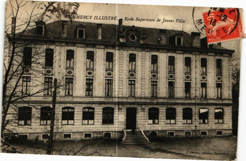 Carte postale ancienne Commercy-Ecole Supérieure de Jeunes Filles à Commercy