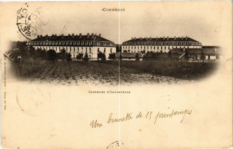 Carte postale ancienne Commercy-Caserne d'Infanterie à Commercy