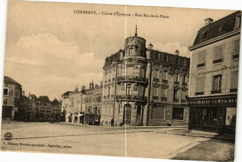 Carte postale ancienne Commercy-Caisse d'Epargne-Rue Bas de la Place à Commercy