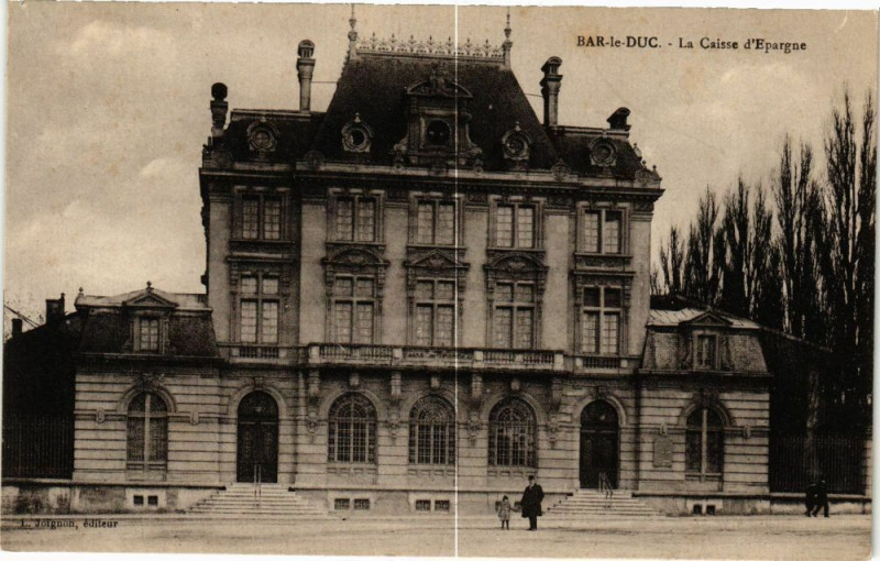 Carte postale ancienne Bar le Duc-La Caisse d'Epargne à Bar-le-Duc