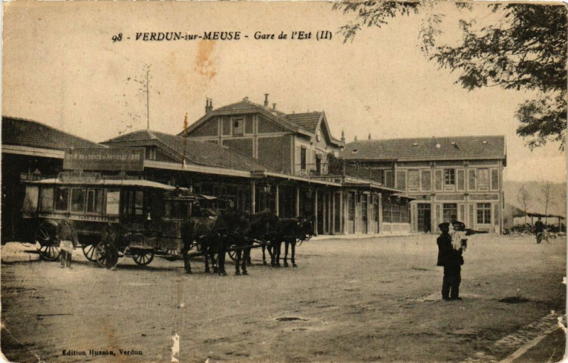 Carte postale ancienne Verdun sur Meuse-Gare de l'Est à Verdun