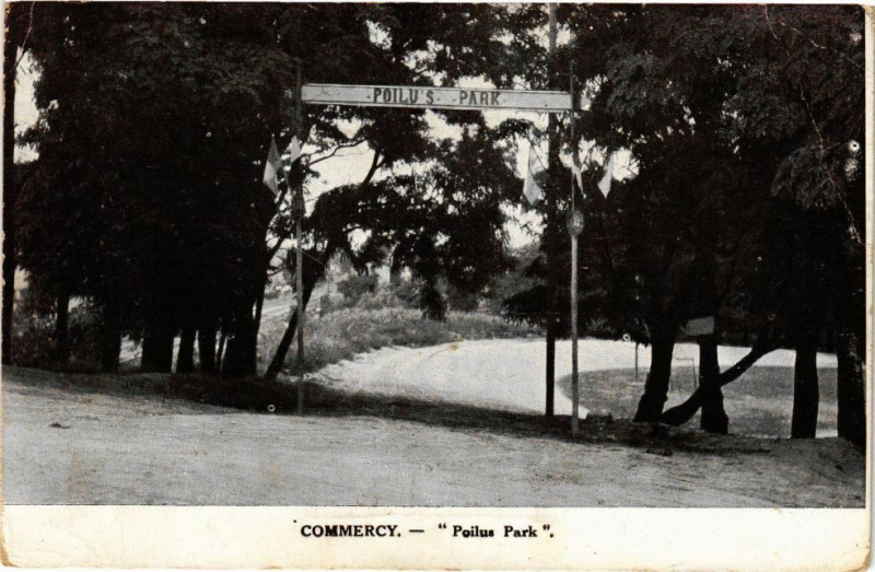 Carte postale ancienne Commercy-Poilus Park à Commercy