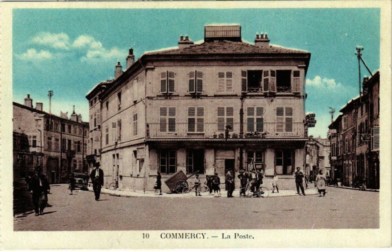 Carte postale ancienne Commercy-La Poste à Commercy