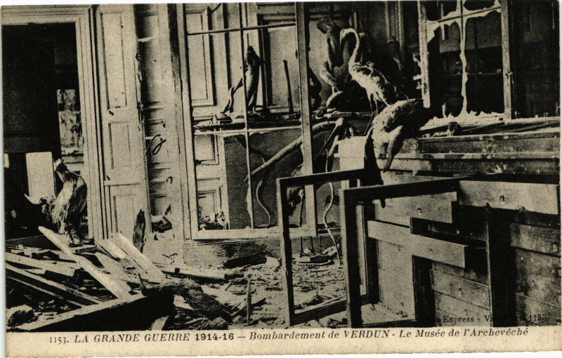 Carte postale ancienne Verdun-Le Musée de l'Archevéché à Verdun