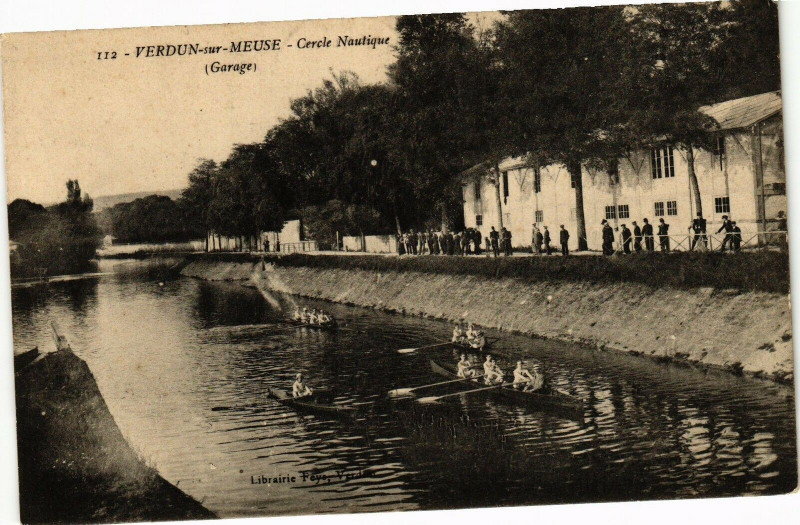 Carte postale ancienne Verdun-Cercle Nautique à Verdun