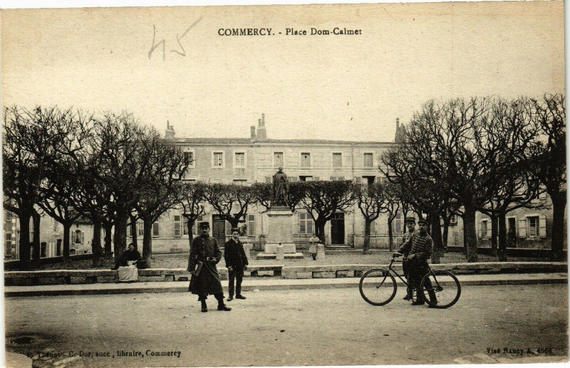 Carte postale ancienne Commercy-Place Dom Calmet à Commercy