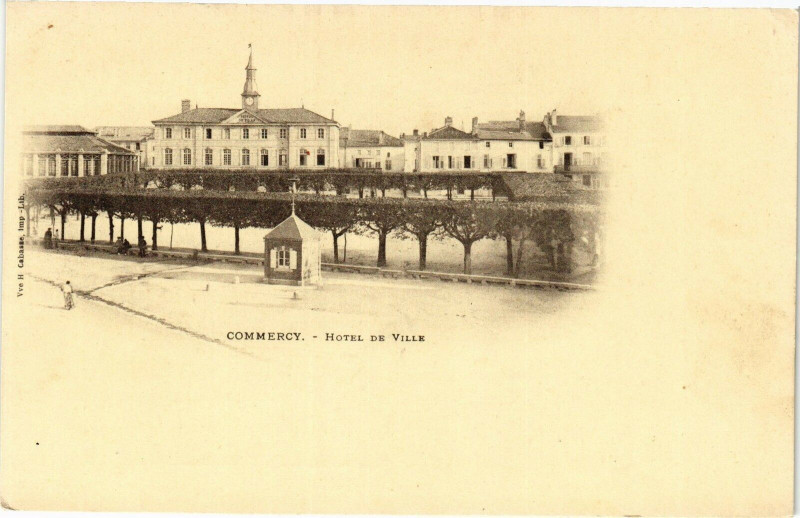 Carte postale ancienne Commercy-Hotel de Ville à Commercy