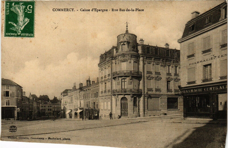 Carte postale ancienne Commercy-Caisse d'Epargne-Rue Bas de la Place à Commercy