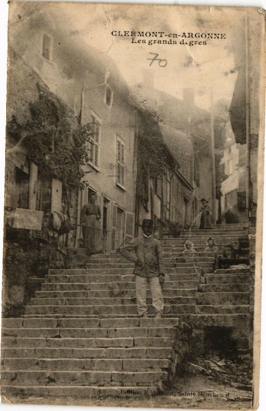 Carte postale ancienne Clermont en Argonne-Les grands degres à Clermont-en-Argonne