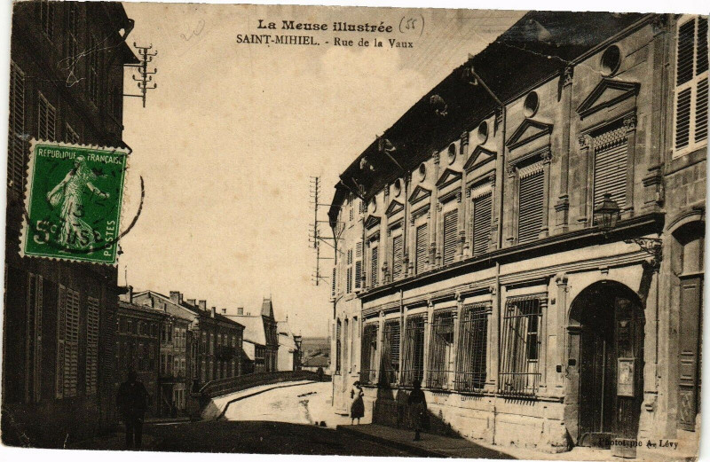 Carte postale ancienne Saint Mihiel-La Meuse illustrée-Rue de la Vaux à Saint-Mihiel