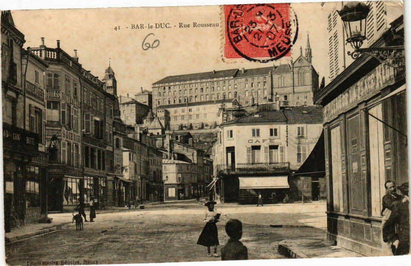 Carte postale ancienne Bar le Duc-Rue Rousseau à Bar-le-Duc
