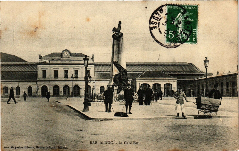 Carte postale ancienne Bar le Duc-La Gare Est à Bar-le-Duc