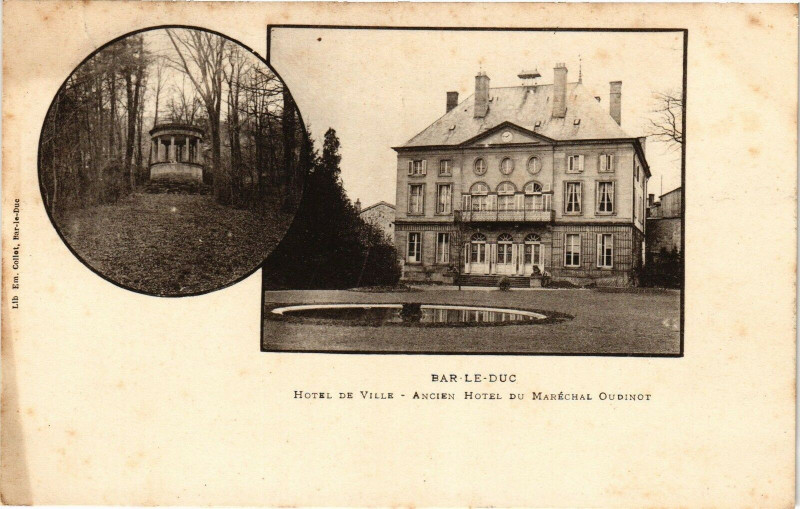 Carte postale ancienne Bar le Duc-Hótel de Ville-Ancien Hotel du Maréchal Oudinot à Bar-le-Duc