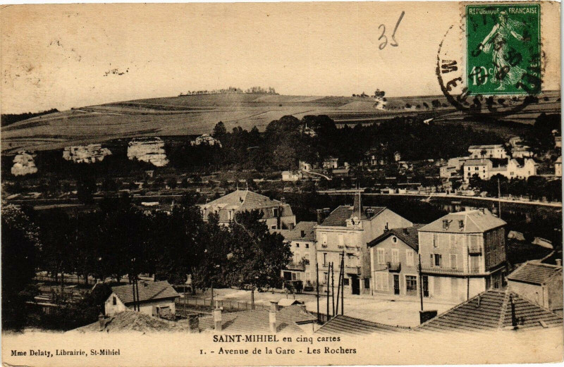 Carte postale ancienne Saint Mihiel en cinq cartes-Avenue de la Gare-Les Rochers à Saint-Mihiel