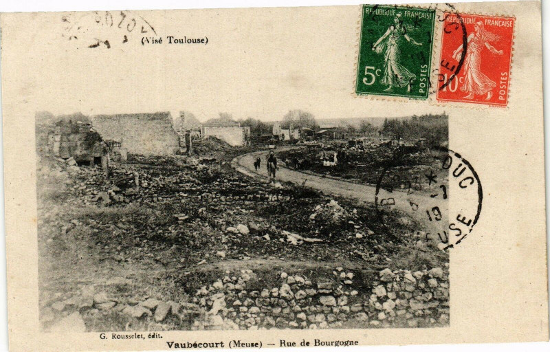 Carte postale ancienne Vaubécourt-Rue de Bourgogne à Vaubecourt