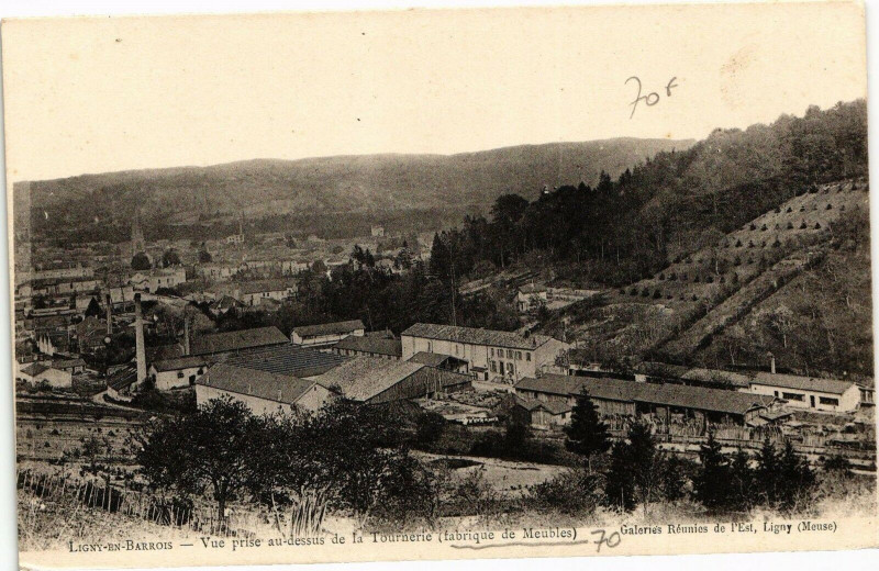 Carte postale ancienne Ligny-en-Barrois - Vue prise au-dessus de la Tournaire (fabrique .. à Ligny-en-Barrois