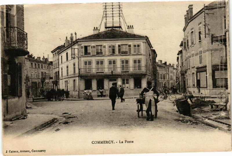 Carte postale ancienne Commercy - Le Poste à Commercy