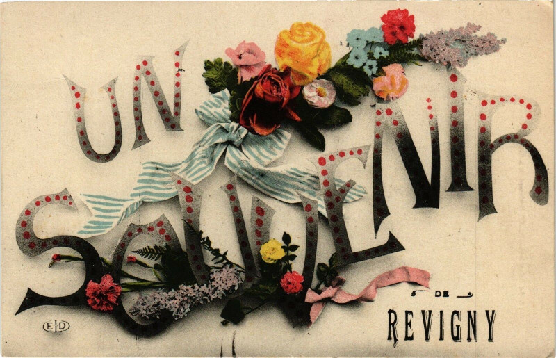 Carte postale ancienne Un Souvenir de Revigny