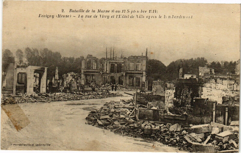Carte postale ancienne Bataille de la Marne (6 au 12 Septembre 1914) Revigny (Meuse) -...
