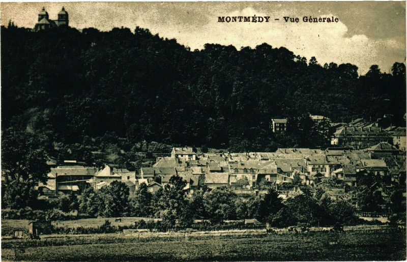 Carte postale ancienne Montmédy - Vue Générale à Montmédy