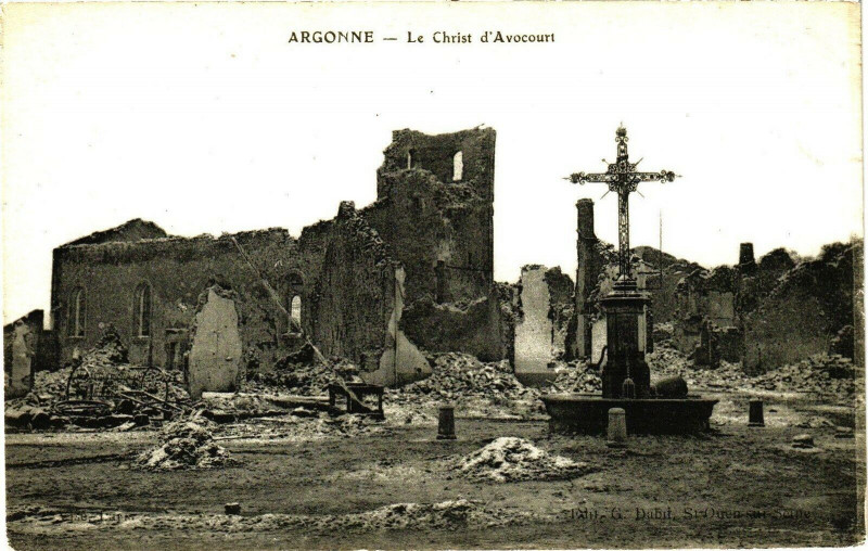 Carte postale ancienne Argonne - Le Christ d'Avocourt à Avocourt
