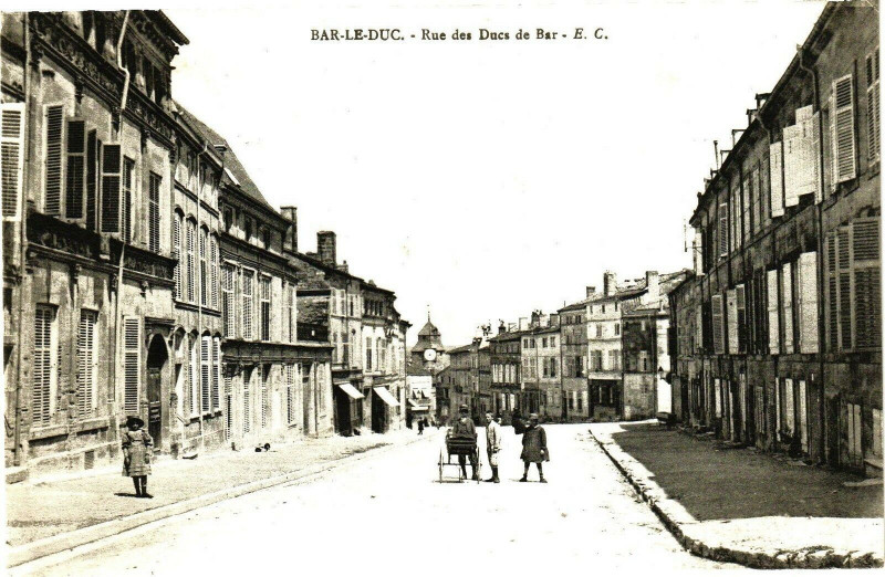 Carte postale ancienne Bar-Le-Duc  Rue des Ducs de Bar - E.C. à Bar-le-Duc