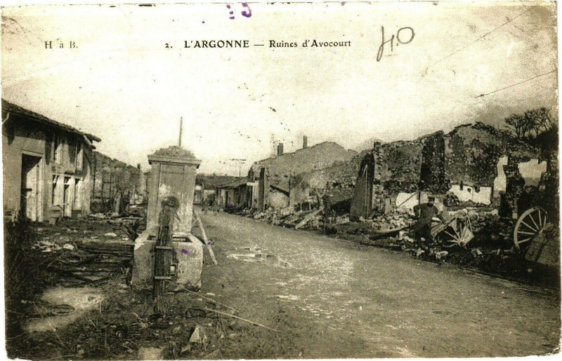 Carte postale ancienne L'Argonne - Ruines d'Avocourt à Avocourt