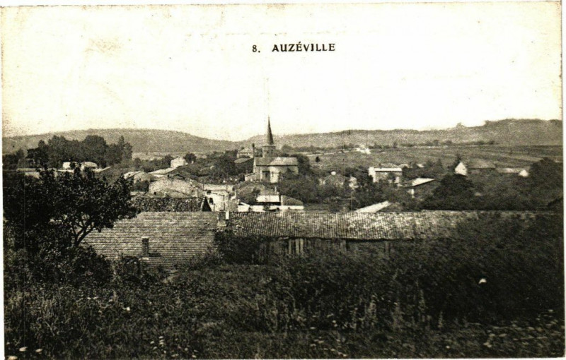 Carte postale ancienne Auzéville