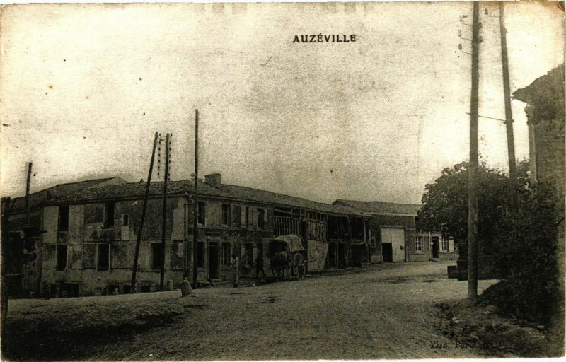 Carte postale ancienne Auzéville