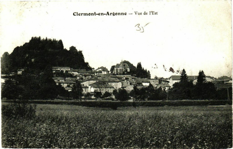 Carte postale ancienne Clermont-en-Argonne - Vue de l'Est à Clermont-en-Argonne