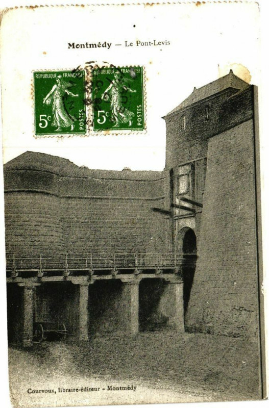 Carte postale ancienne Montmédy - Le Pont-Levis à Montmédy