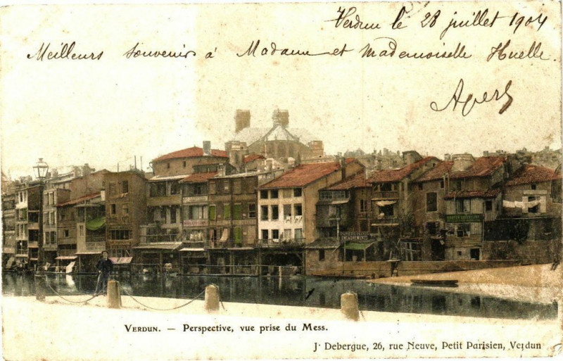Carte postale ancienne Verdun -  Perspective, vue prise du Mess à Verdun