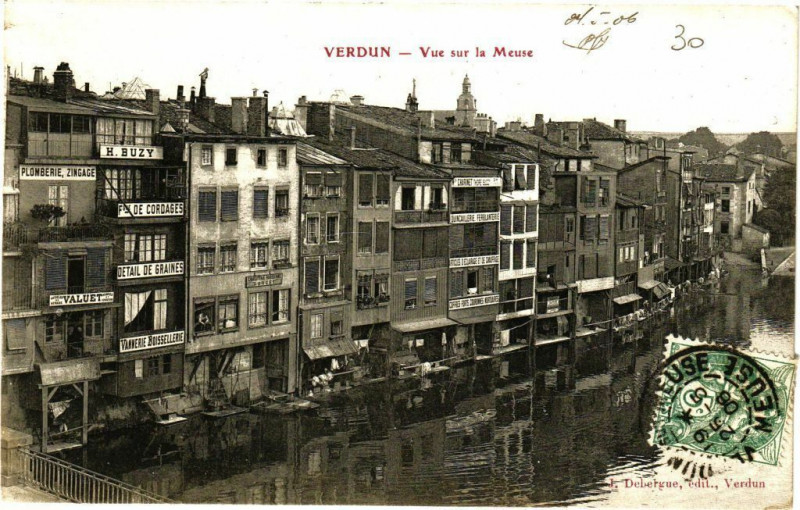 Carte postale ancienne Verdun - Vue sur la Meuse à Verdun