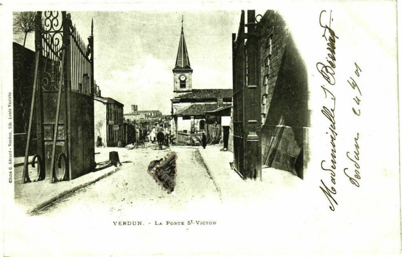 Carte postale ancienne Verdun - La Porte St.-Victor à Verdun