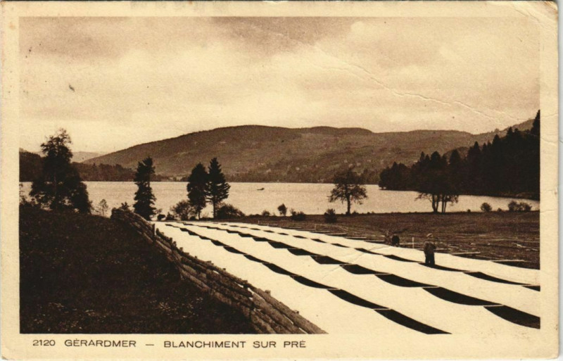 Carte postale ancienne Gerardmer Blanchiment sur Pré à Gérardmer